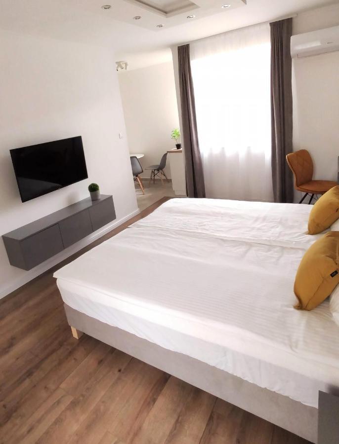 Helena Studio Apartman 시오포크 외부 사진